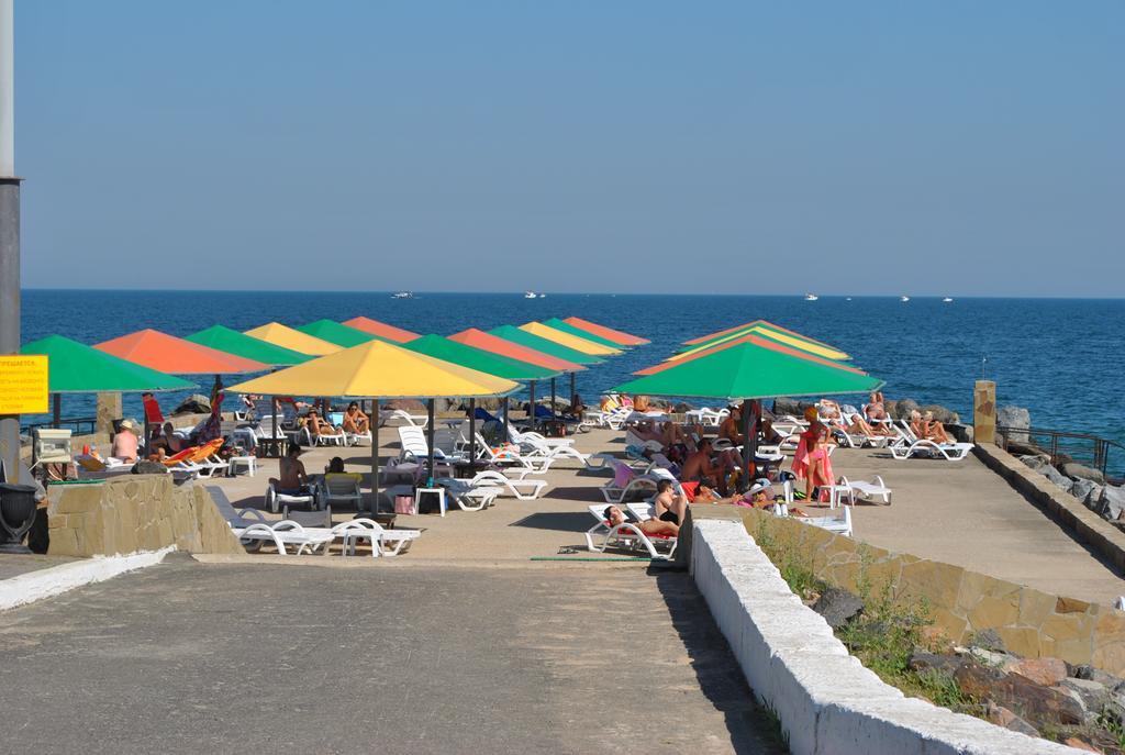 Kompleks Otdykha Elki-Palki Burlach'ya Balka Exterior foto