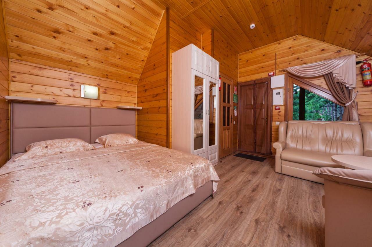 Kompleks Otdykha Elki-Palki Burlach'ya Balka Exterior foto