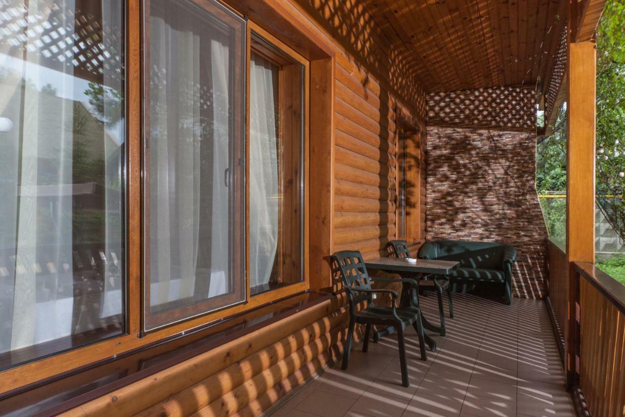 Kompleks Otdykha Elki-Palki Burlach'ya Balka Exterior foto